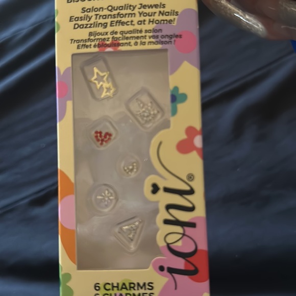 Nail Art Jewels - Picture 3 of 3